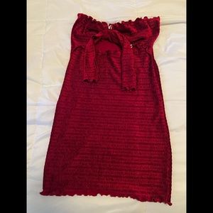 STRAPLESS FRONT BOW FITTED STRAPLESS DRESS